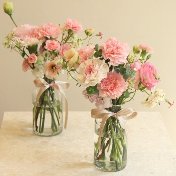 블룸블룸본점,[꽃다발+꽃병] 핑크 플라워 밀크보틀(Medium)